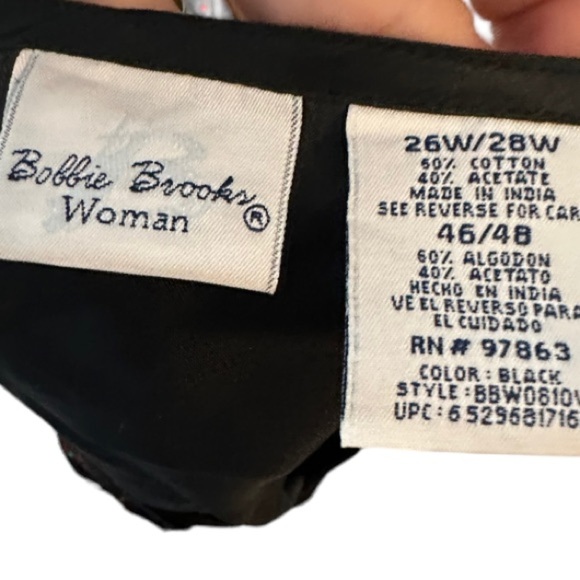 Vintage Bobbie Brooks Woman Christmas Holiday Black‎ Velvet Vest - Picture 6 of 6